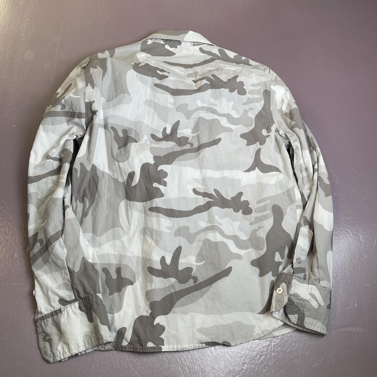 Ditch Plains Shirt Mens Large Gray Camo Snap Front Long Sleeve Cotton Pockets