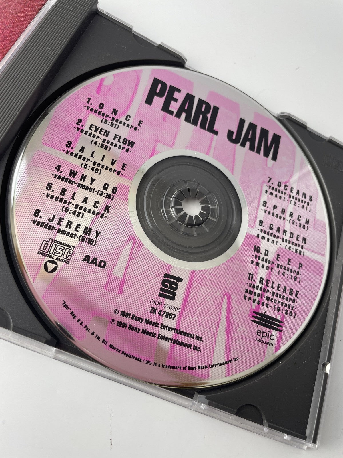 Pearl Jam CD Ten 1991 Grunge Rock Epic ZK 47857 AAD Hype Sticker Alive Even Flow