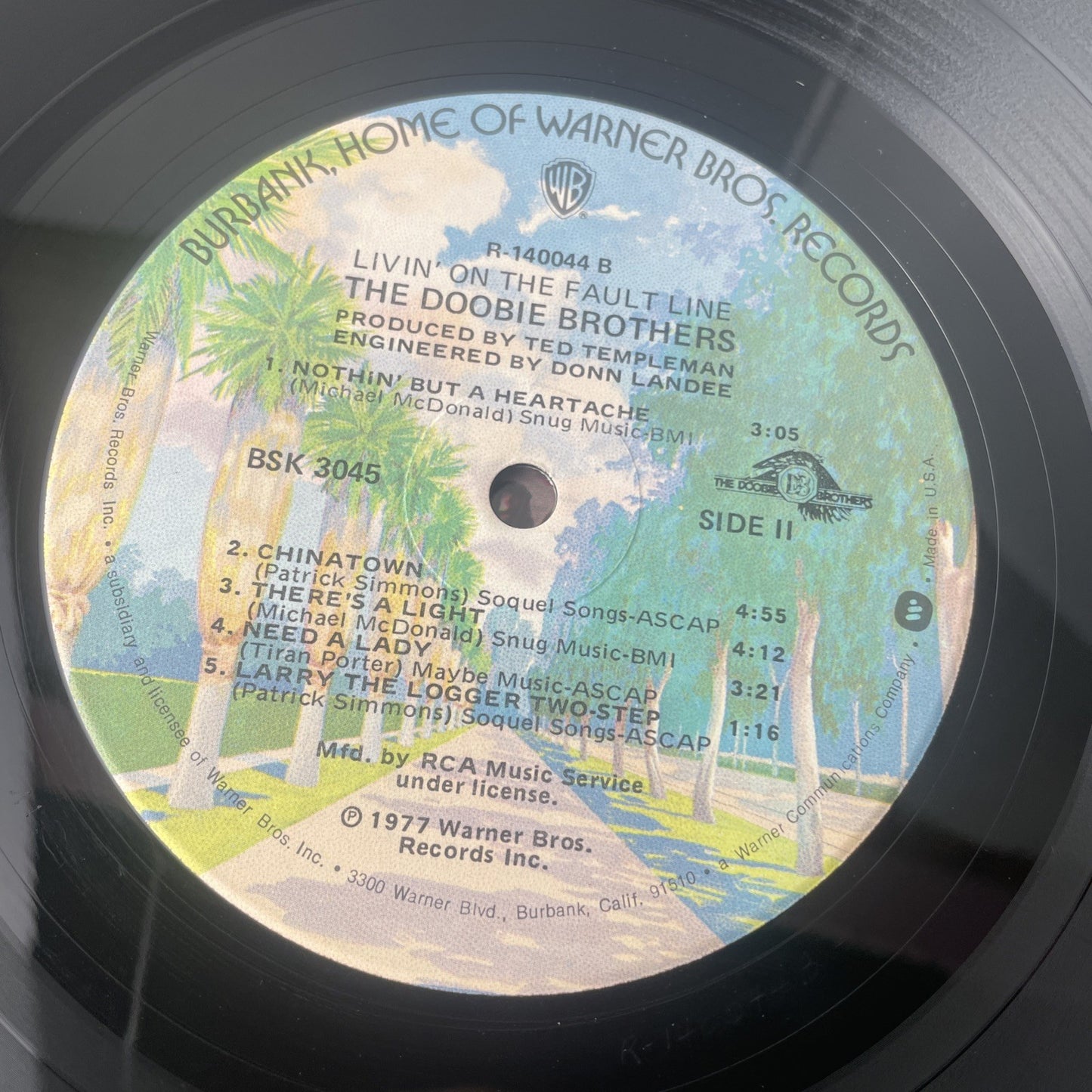 The Doobie Brothers Livin' On The Fault Line LP BSK 3045 Winchester Press VG