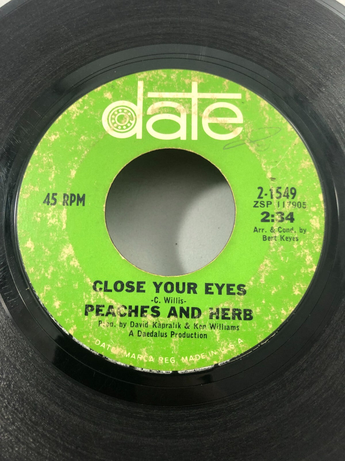 Peaches and Herb - Close Your Eyes / I Will Watch Over You -Date -GOOD+ F203