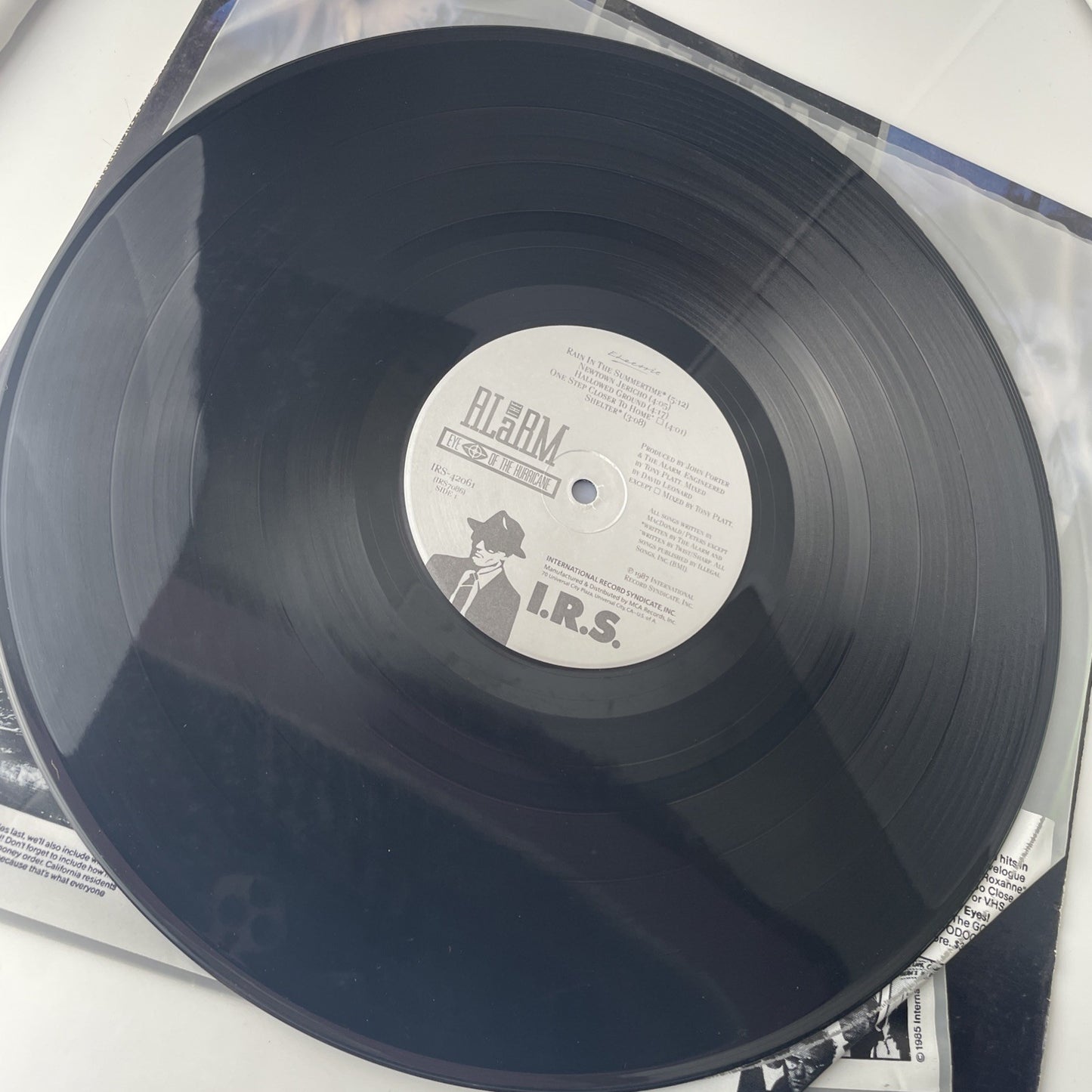 The Alarm - Eye of the Hurricane (Record) Excellent IRS-42061