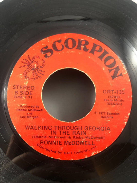 1977 G+ Ronnie McDowell-King Is Gone/Walking Through Georgia In The Rain45