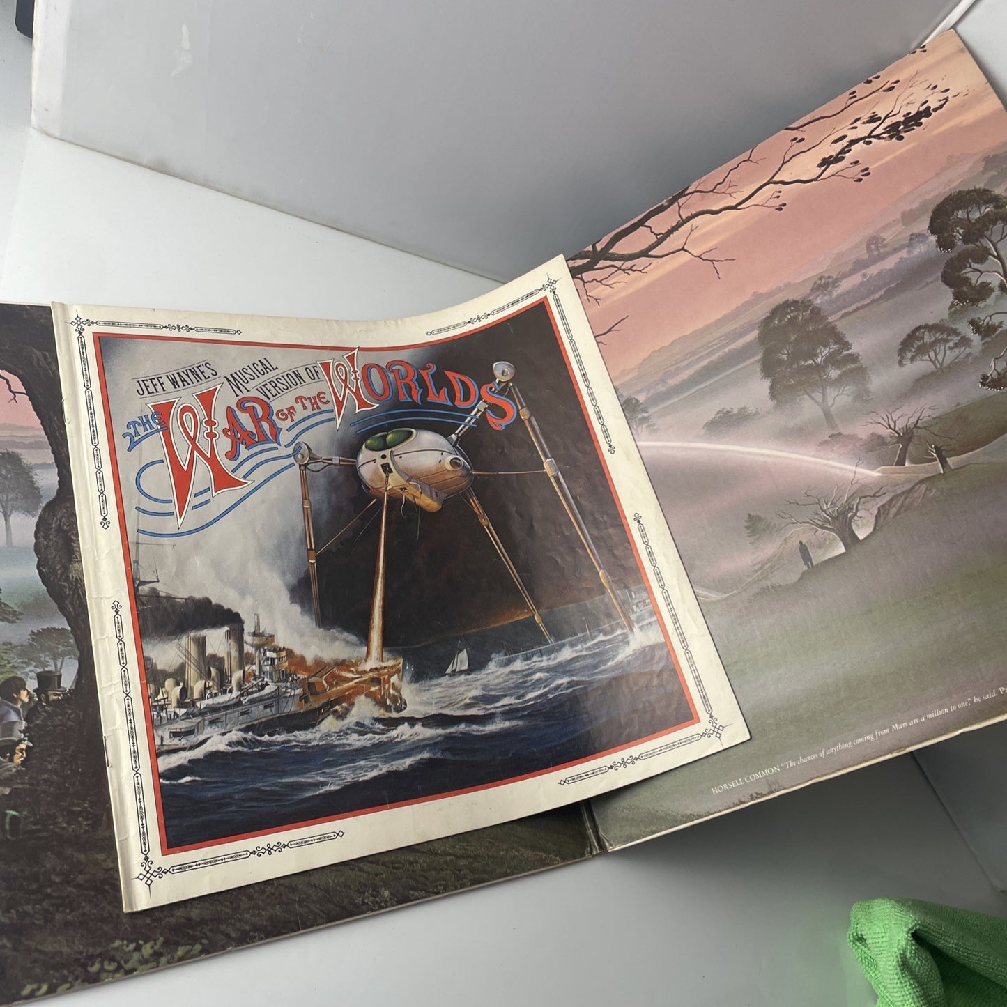 Jeff Wayne's Musical Version "War of the Worlds" Vinyl 2 LP 1978 With Booklet G
