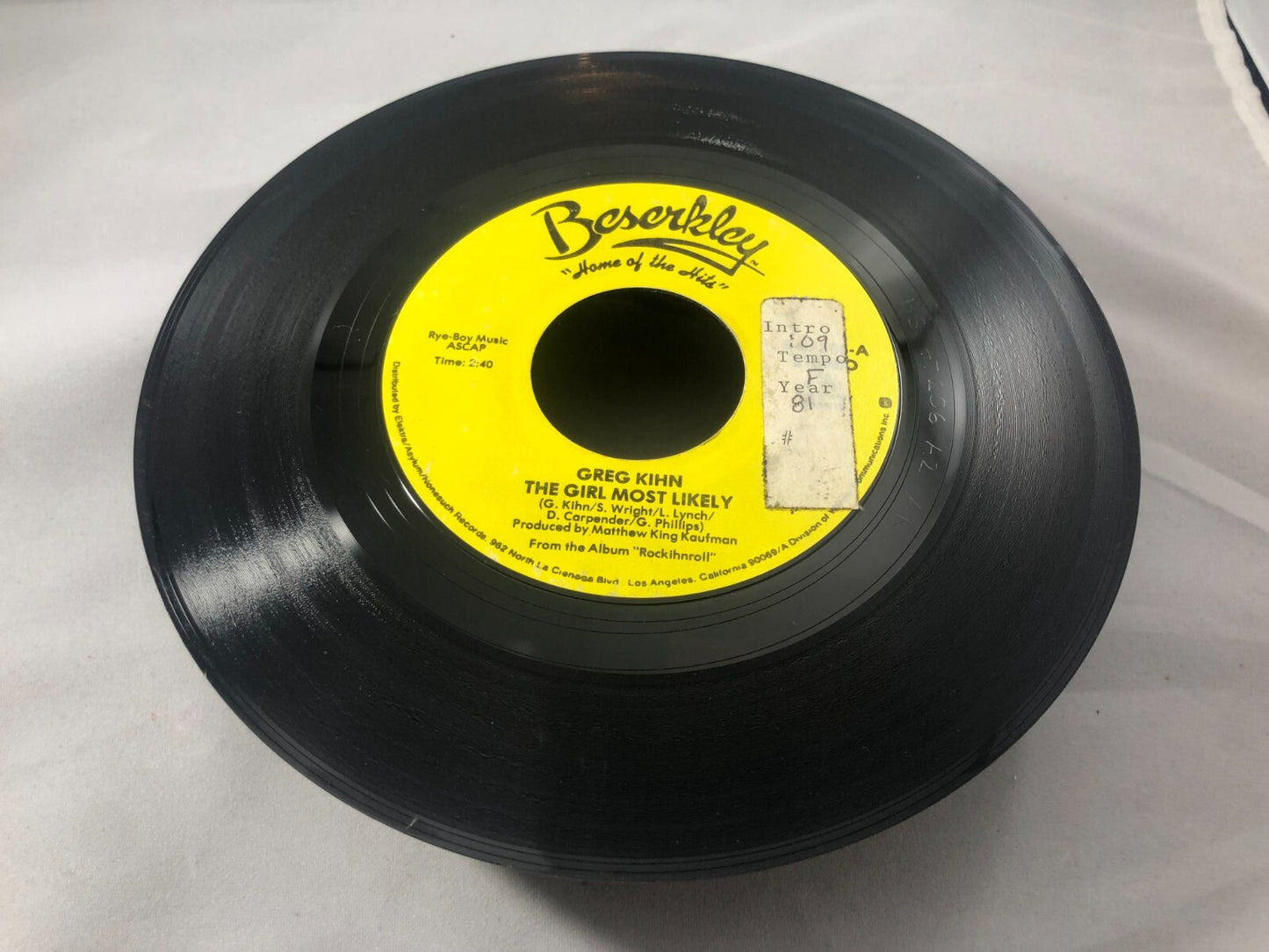 GREG KIHN True Confessions/The Girl M - 45Rpm - Beserkley 7-69847 - VG - (1983)