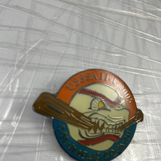 Columbus Crunch VTG Softball League Lapel Pin Sports Collectable 11U 2005 Rare