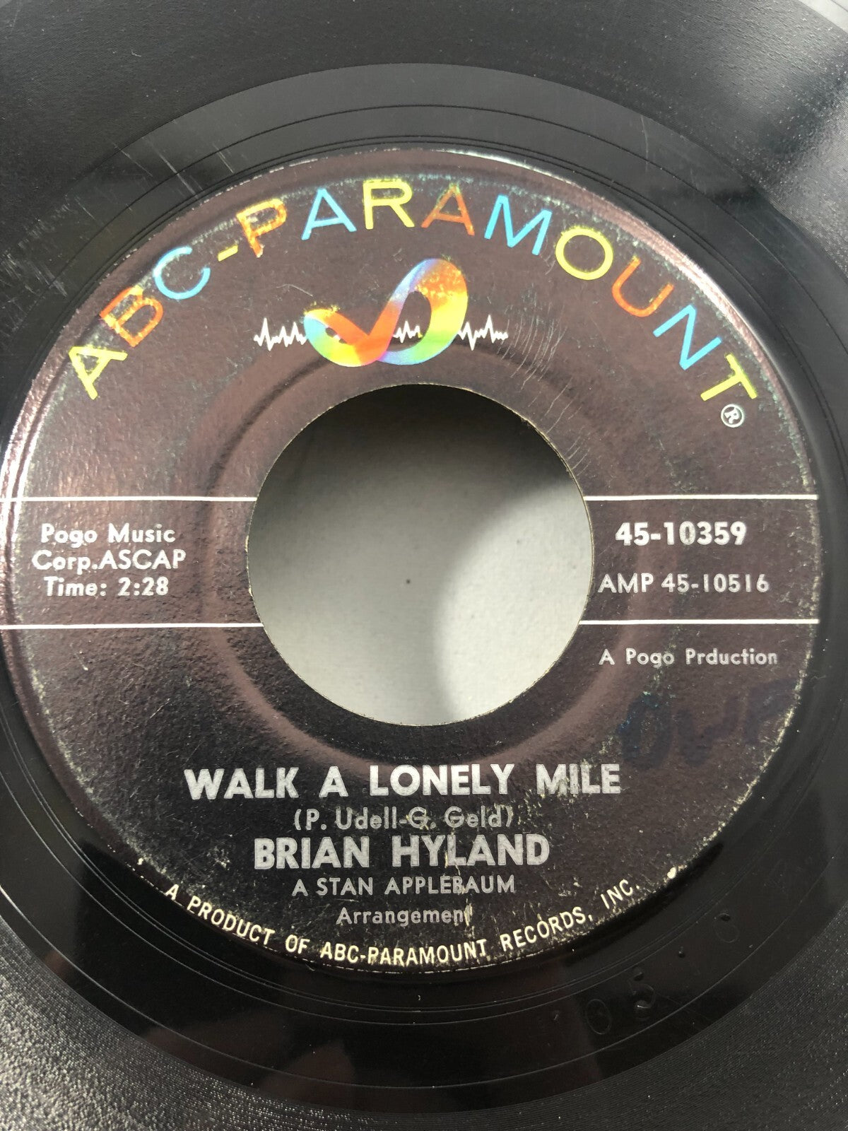 50'S & 60'S 45 Brian Hyland - Warmed Over Kisses / Walk a Lonely Mile VG