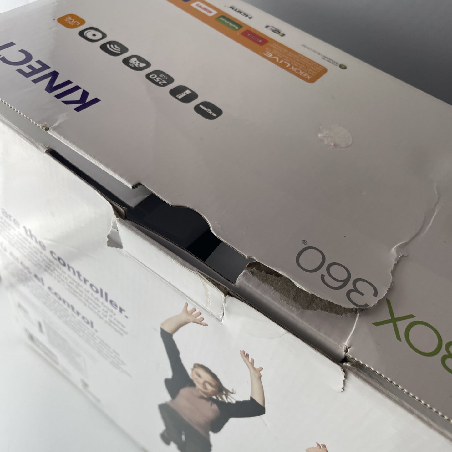 XBOX 360 Kinect System 250GB Bundle with Box, Console, Controller, Power, WORKS!