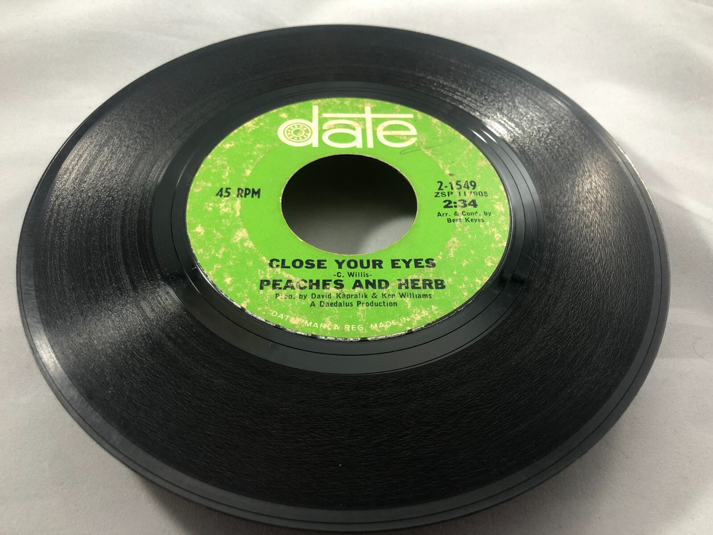 Peaches and Herb - Close Your Eyes / I Will Watch Over You -Date -GOOD+ F203
