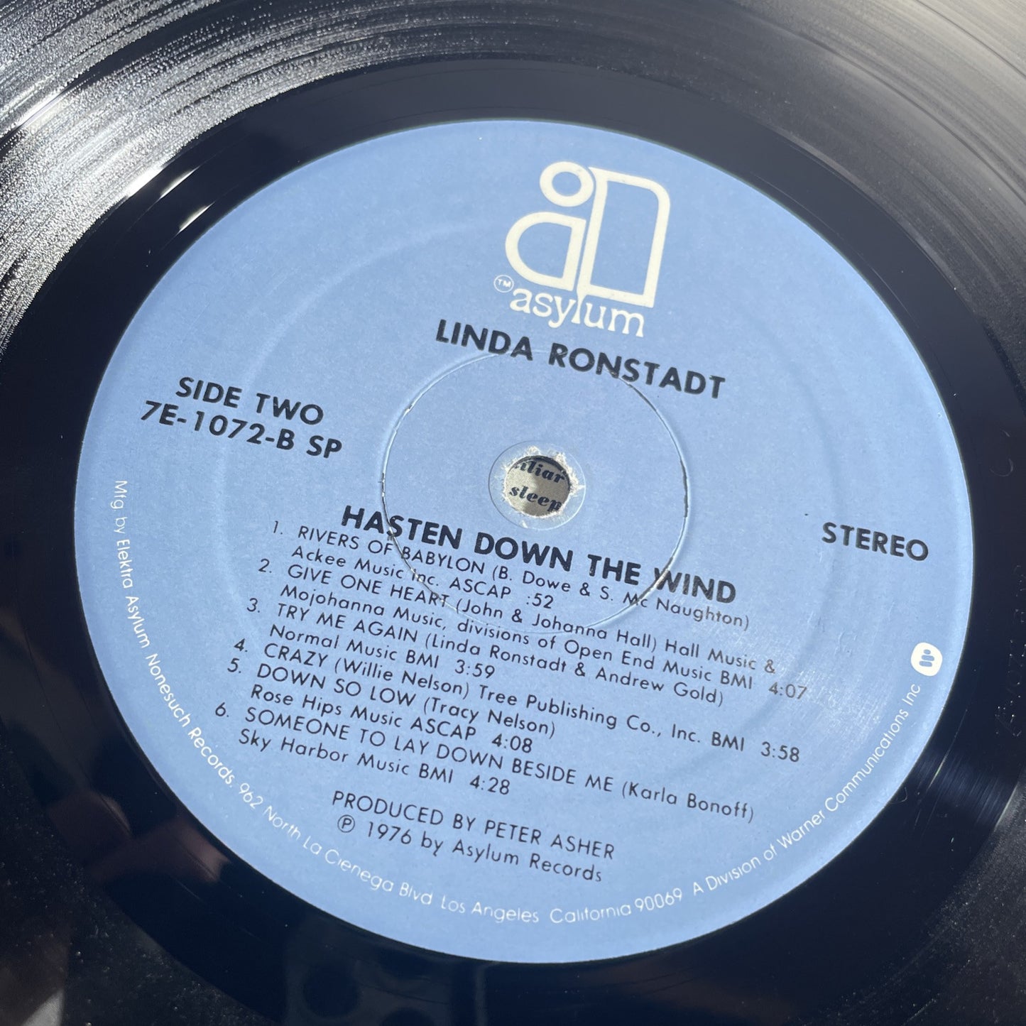 Linda Ronstadt Hasten Down The Wind Vinyl Record LP Asylum Records 7E-1072B