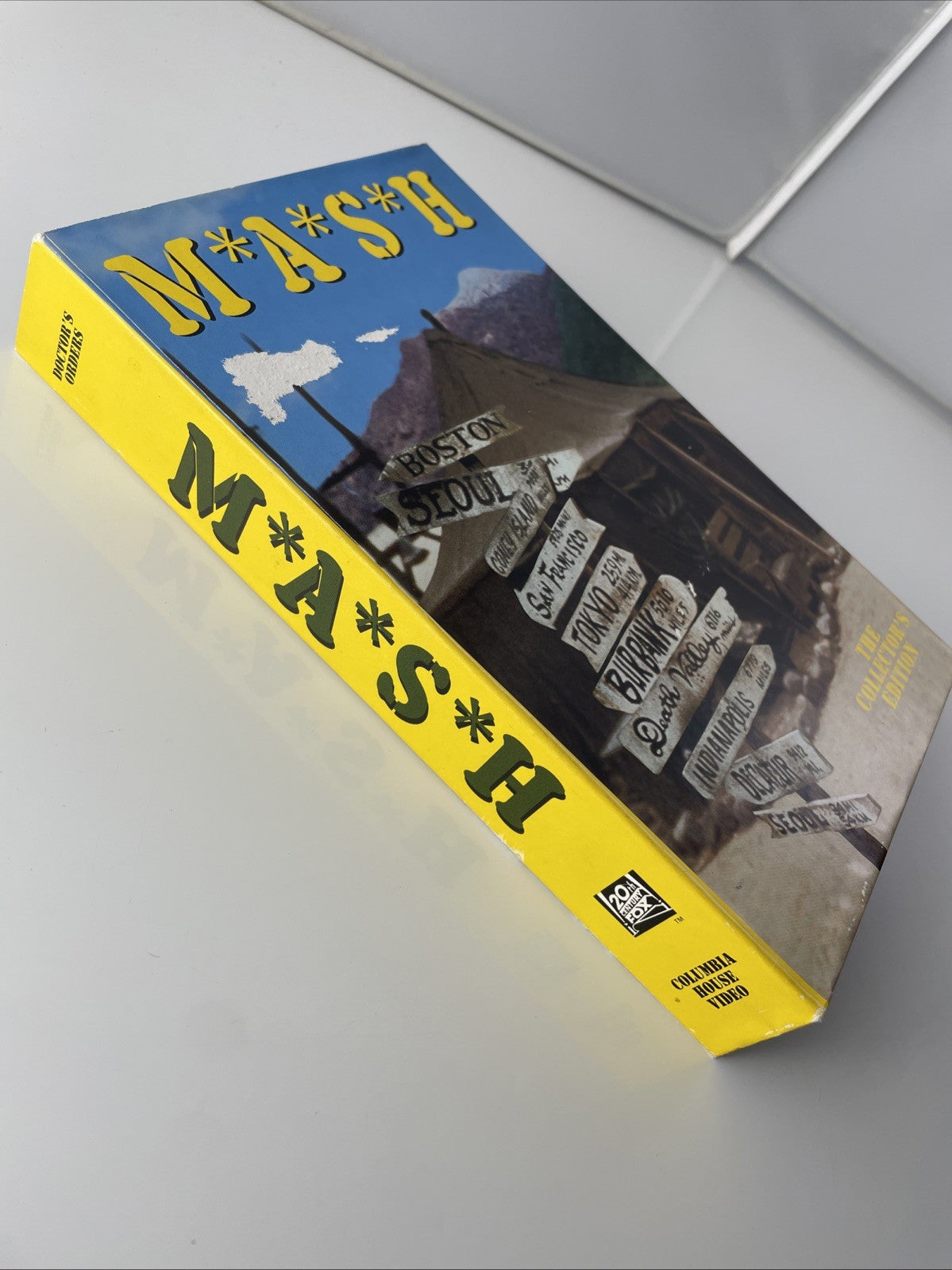 MASH VHS Collector's Edition 3 Episodes “Goodbye, Farewell And Amen”