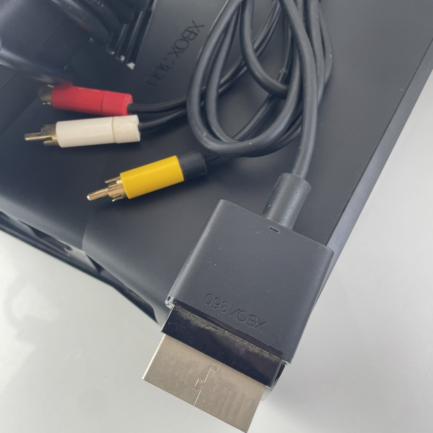 Microsoft Xbox 360 S MODEL 1439 -Controller NO HDD HARD DRIVE. Tested Working