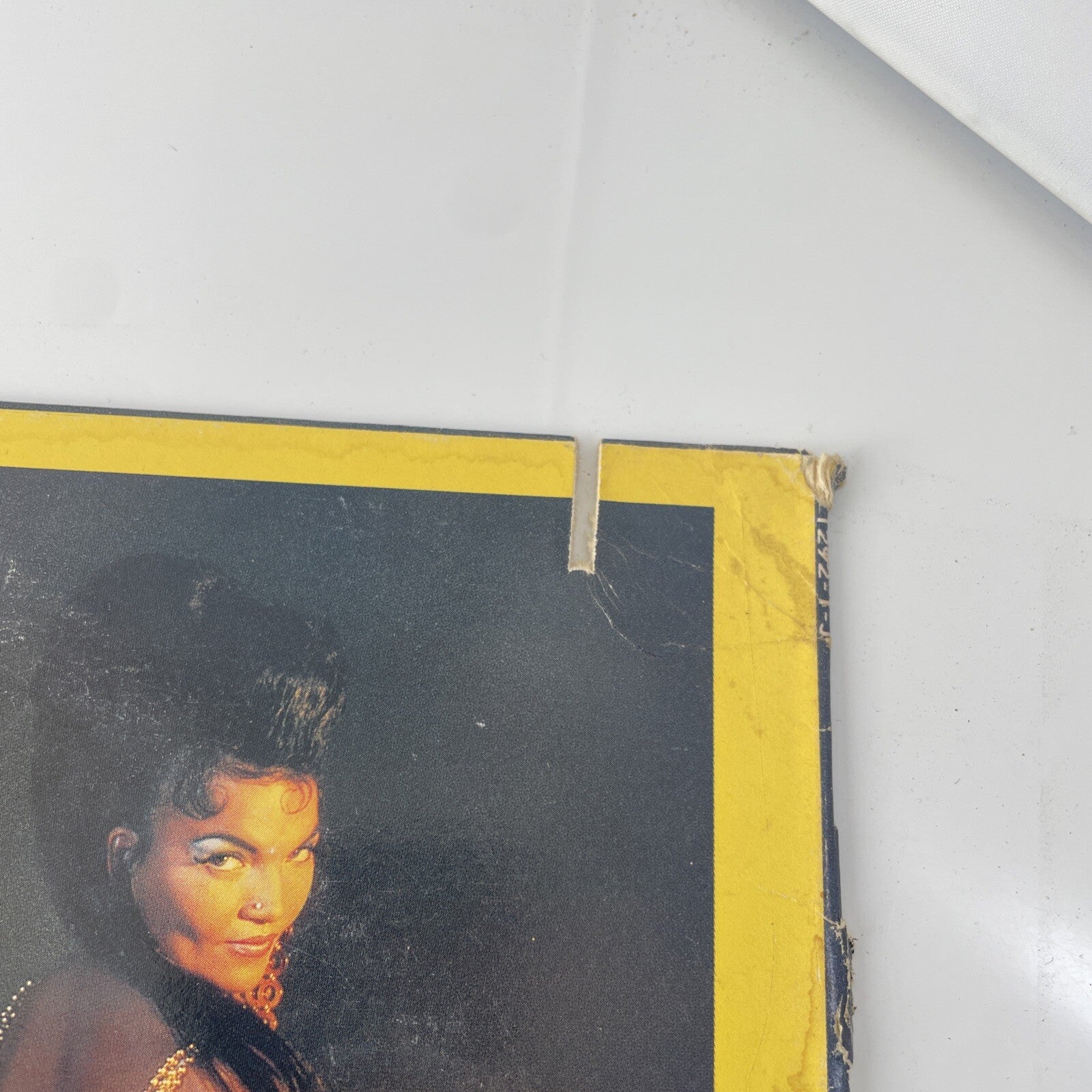 LIZ TORRES - THE QUEEN IS IN THE HOUSE. USA LP. JIVE. 1990. 1382-1-J.