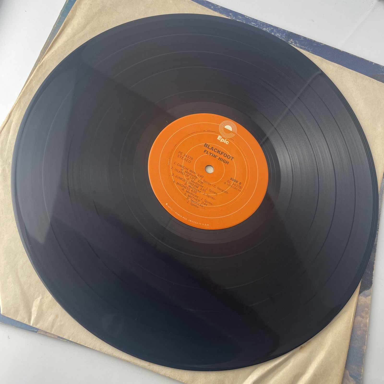 Blackfoot, Flyin' High, Epic Records PE 34378, 1976 Southern Rock