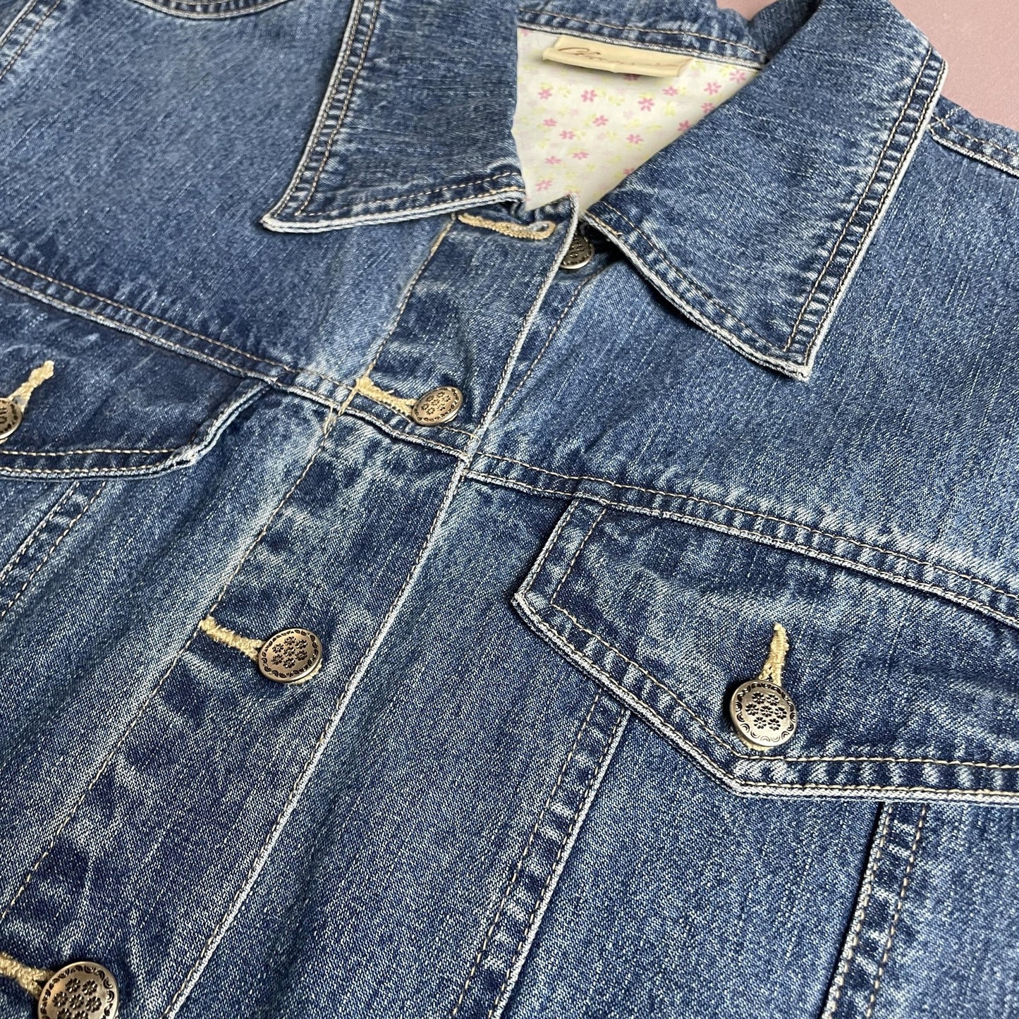 Classic Blues Denim Jacket Womens Medium Blue Jean Trucker Western Button Up