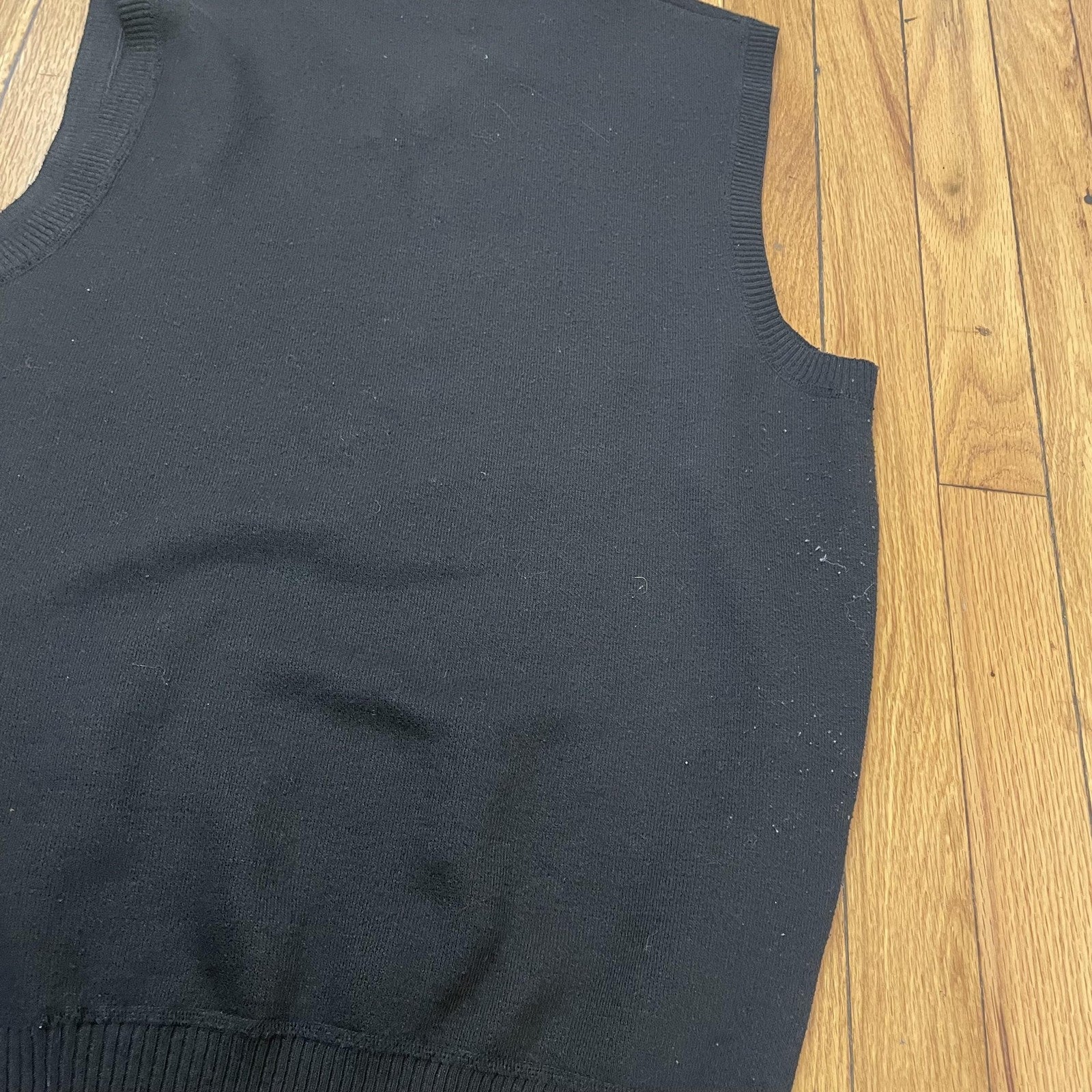 Beverly Hills Polo Club Sweater Vest Mens Medium V Neck Pullover Embroidered
