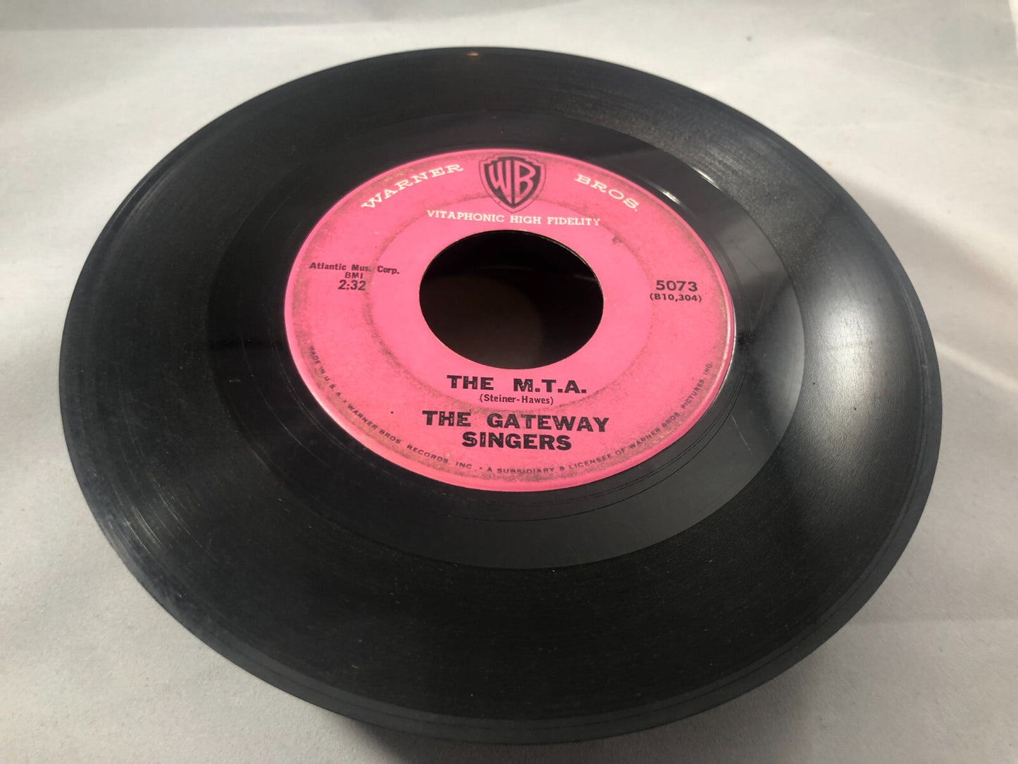 GATEWAY SINGERS Folk 45rpm The M.T.A. b/w Keep A-Movin' HEAR