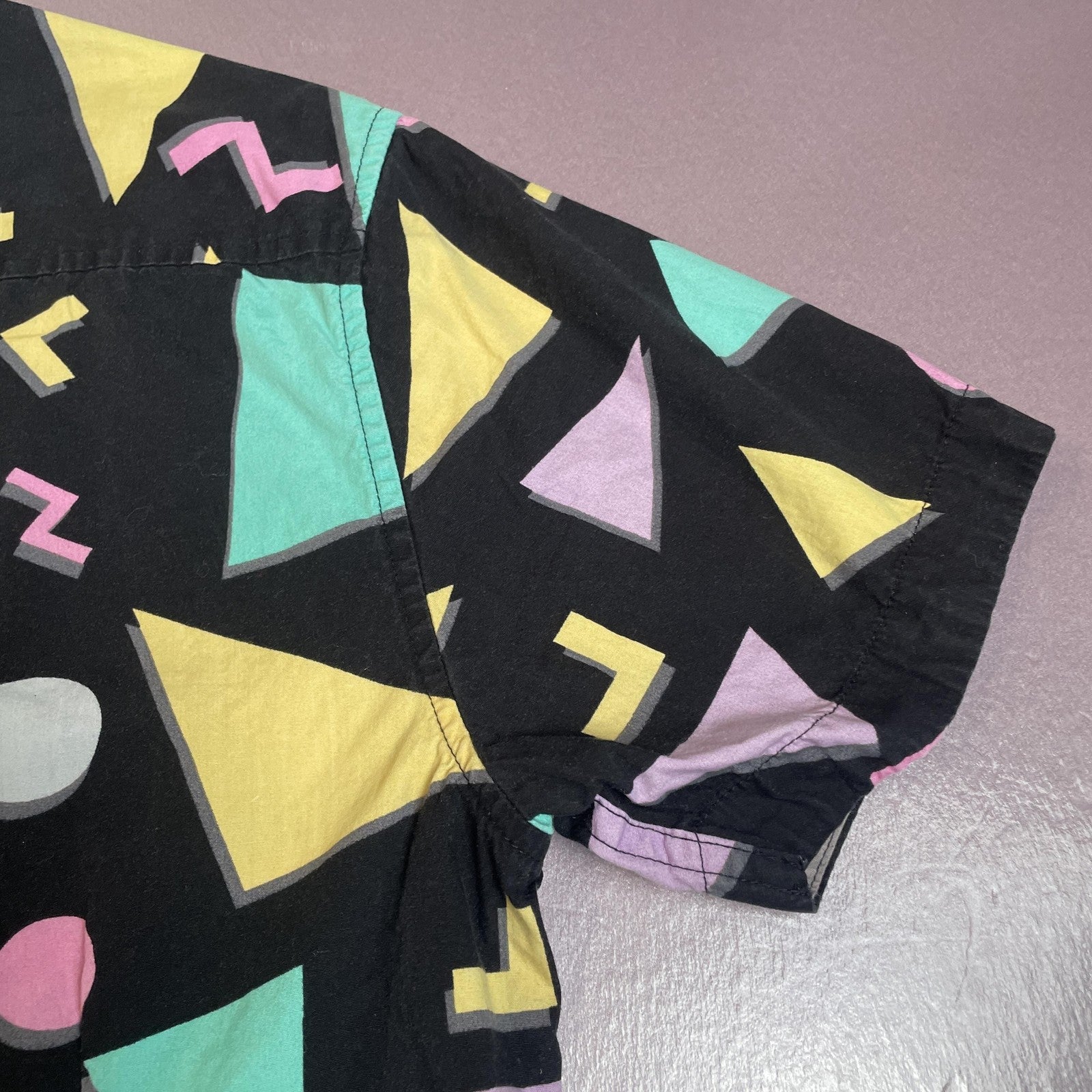 Massive Shirt Mens Medium Black Pastel Geometric Short Sleeve Casual Button Up