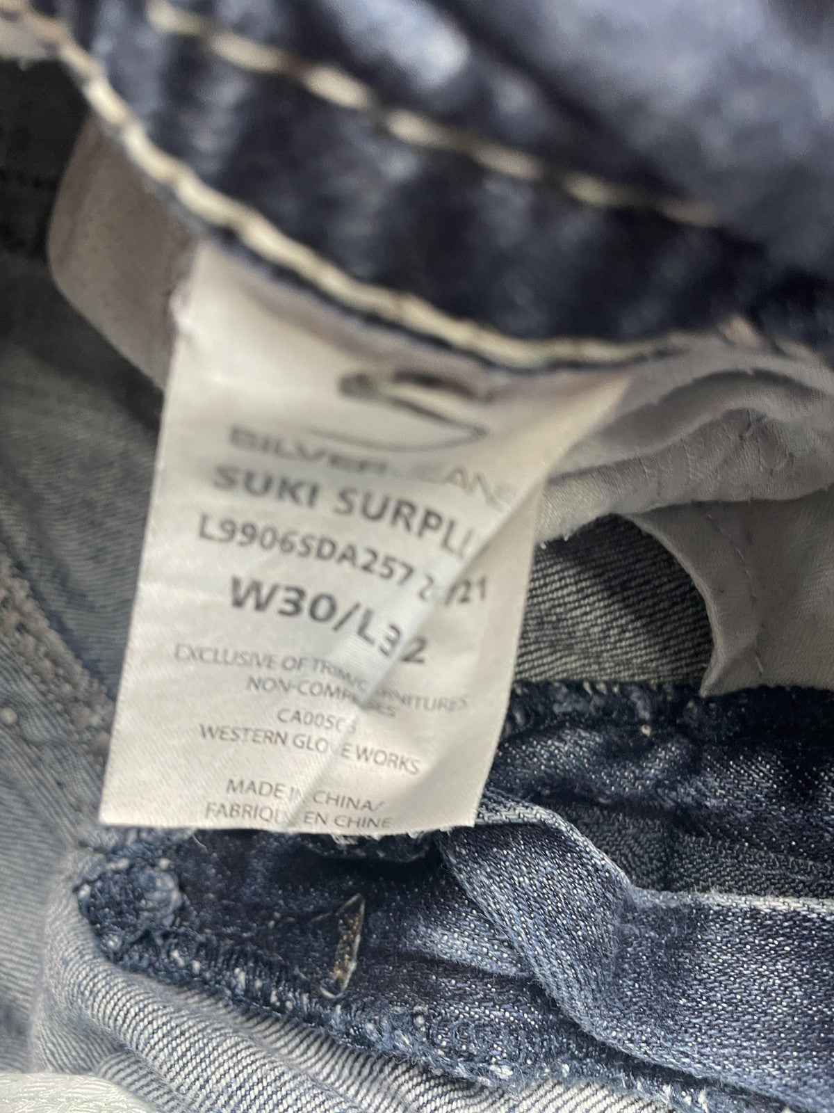 Silver Jeans Co Jeans Womens W30/L32 Blue Suki Surplus Bootcut Distressed Denim