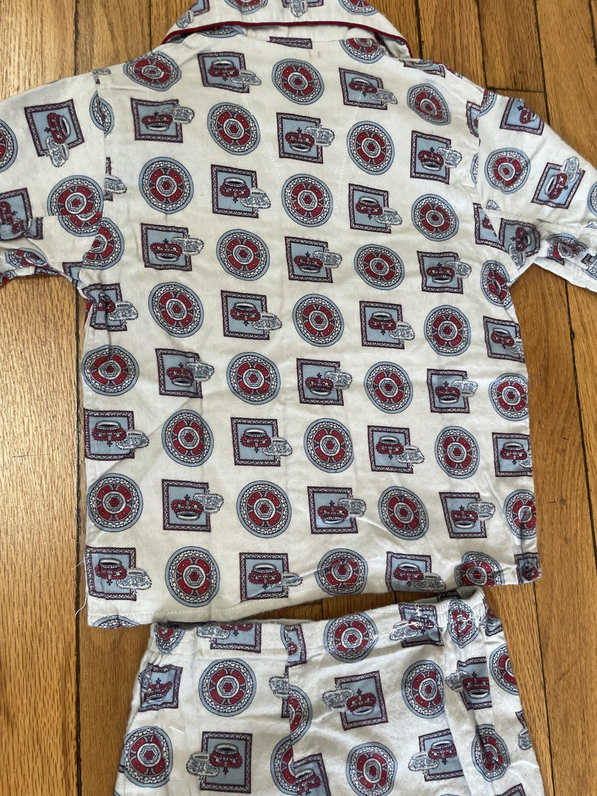 Vintage KenBarry Pajama Set Boys Medium Crown Print Button Up Sleepwear 60s