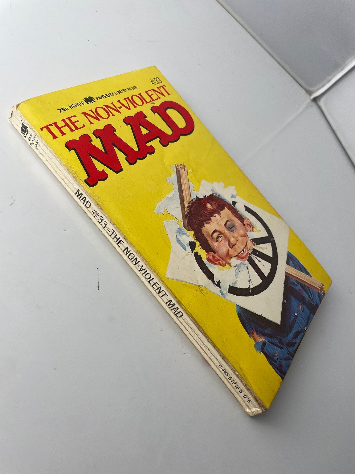 The Non-Violent Mad William M. Gaines 1972 First Printing Warner