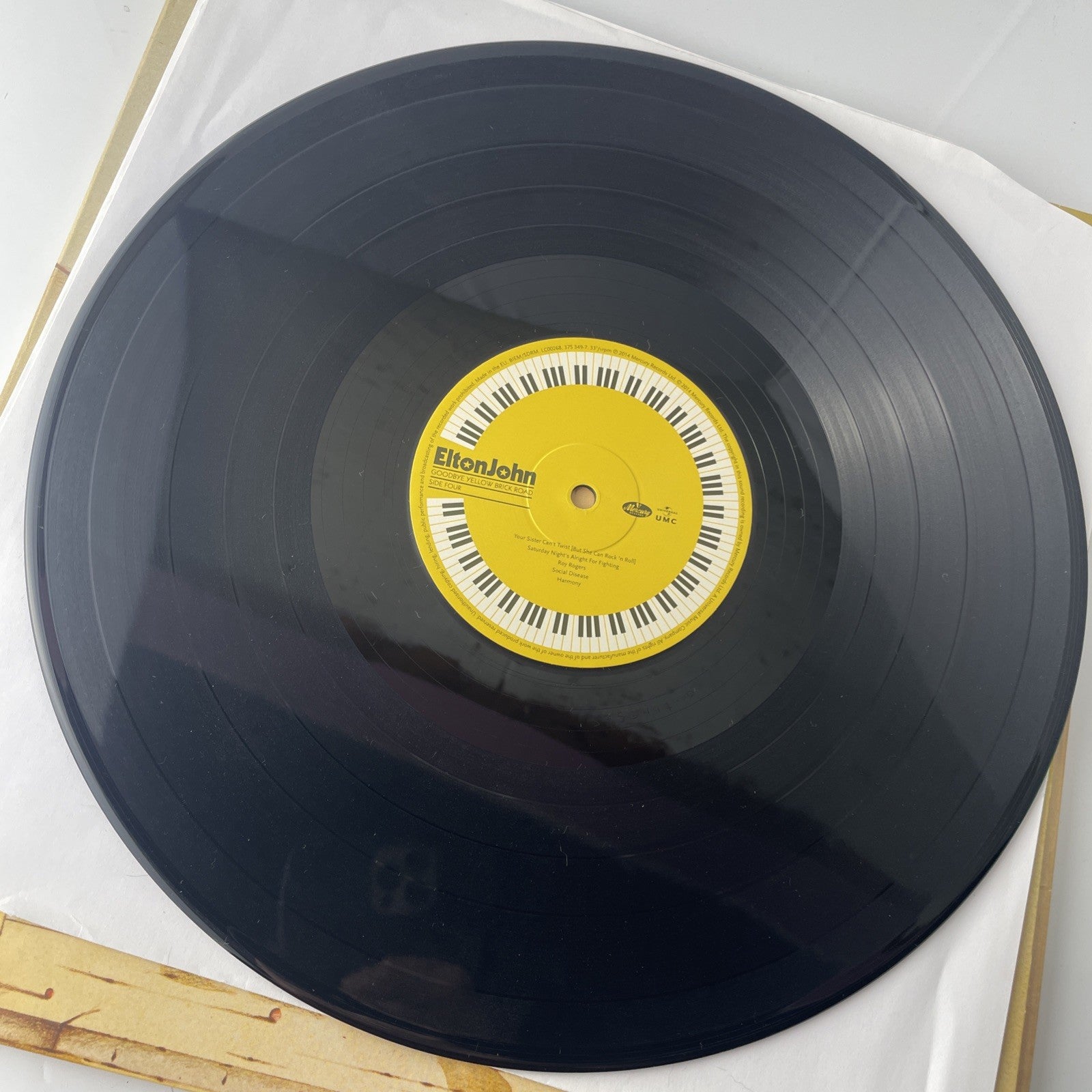 Goodbye Yellow Brick Road by John, Elton (Record, 2014) - VG