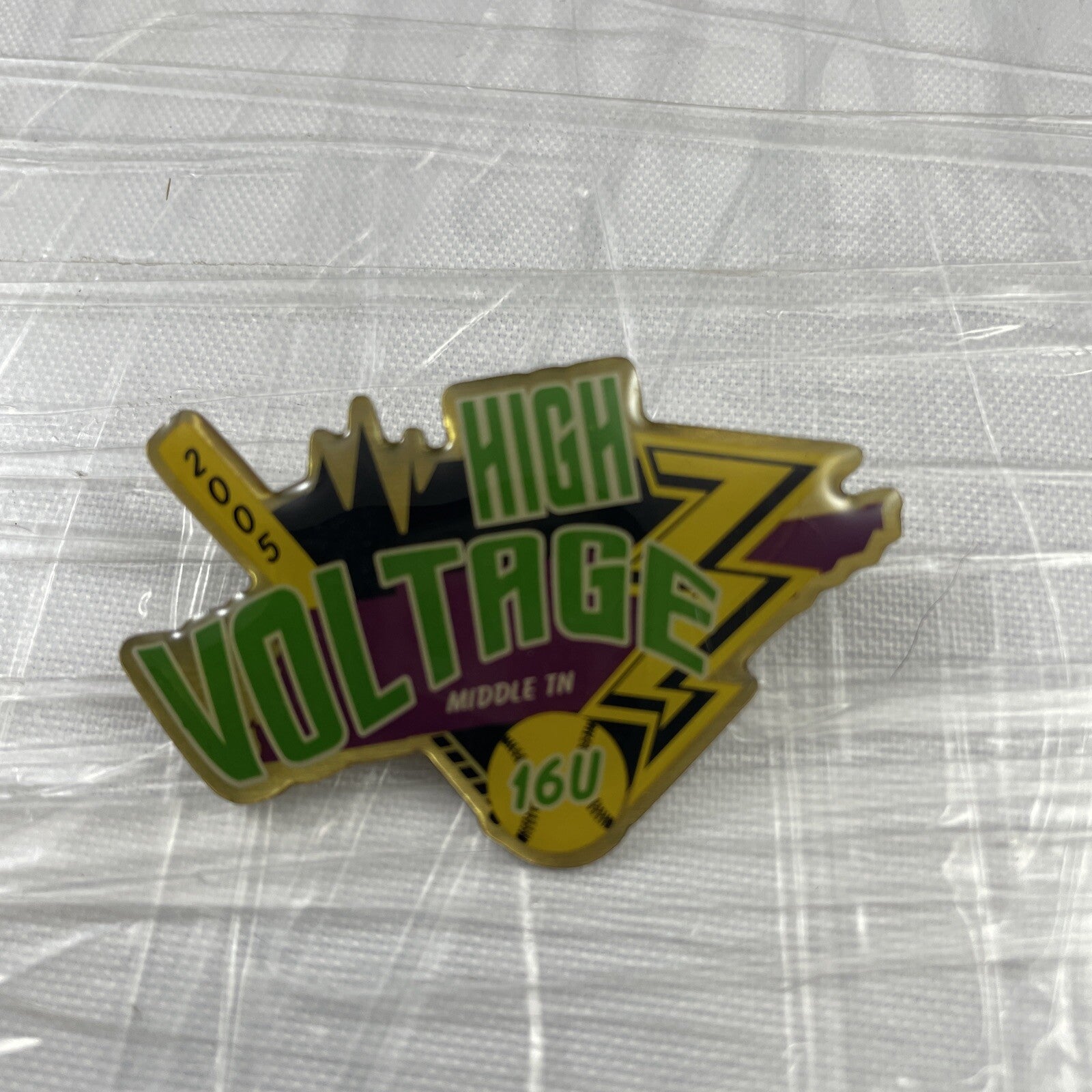 High Voltage Middle TN Softball Lapel Pin Sports Collectable 16U 2005 Rare