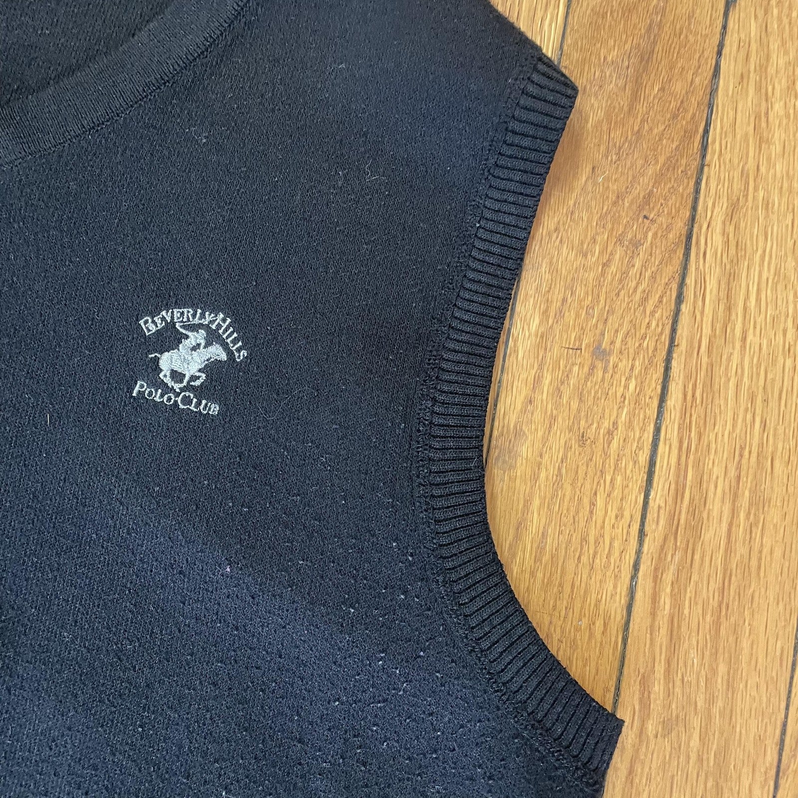 Beverly Hills Polo Club Sweater Vest Mens Medium V Neck Pullover Embroidered