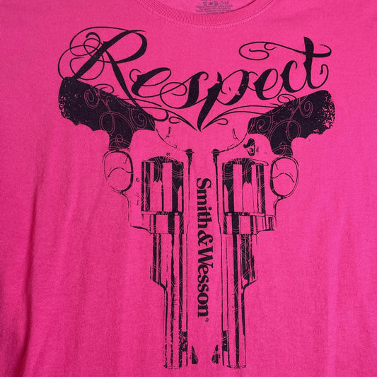 Smith & Wesson Shirt Womens 2XL Pink Respect Pistols Graphic Tee T-Shirt Guns
