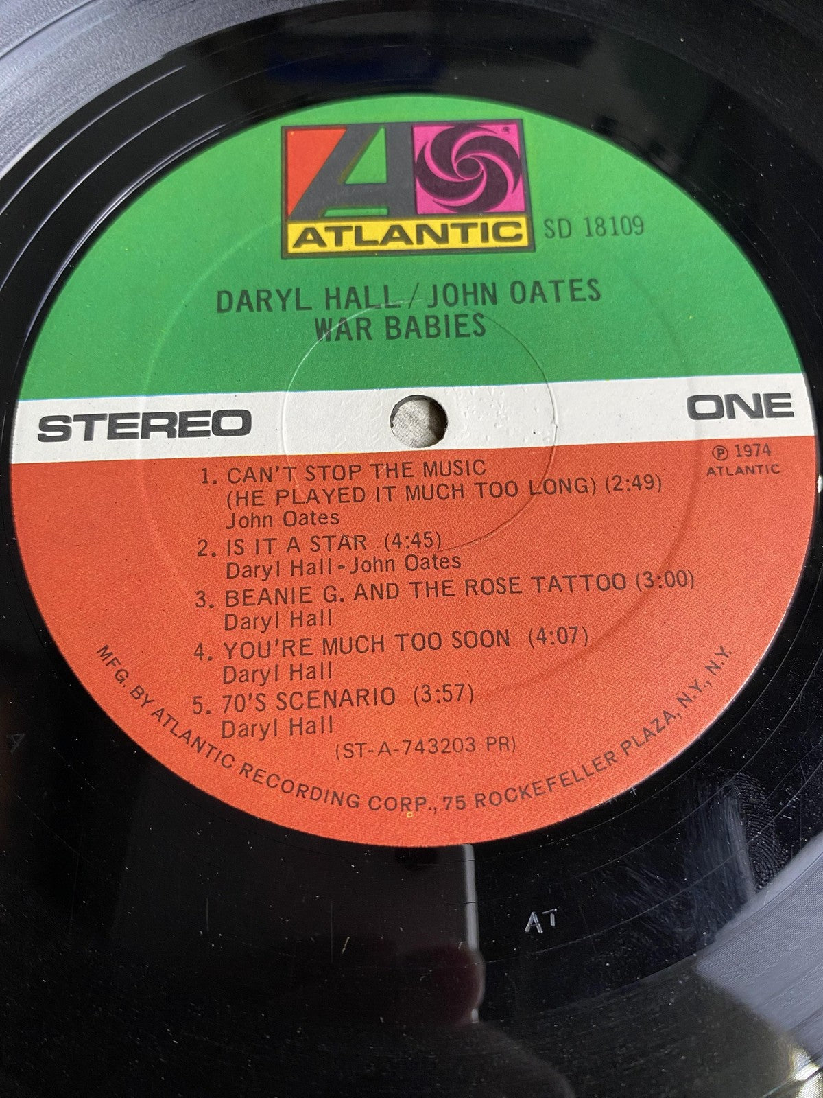 Vintage Daryl Hall John Oates War Babies Vinyl LP 1974 Pop Rock 12" Album Anti