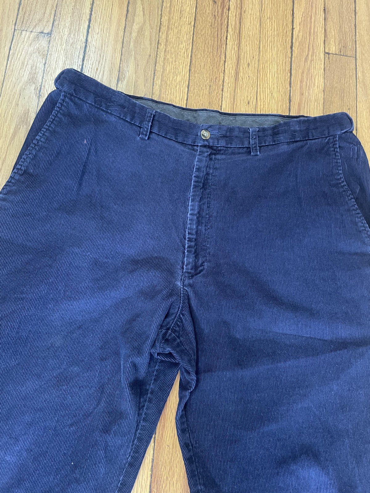 Haggar Pants Mens 38x30 Navy Blue Corduroy Classic Fit Cotton Casual Trousers