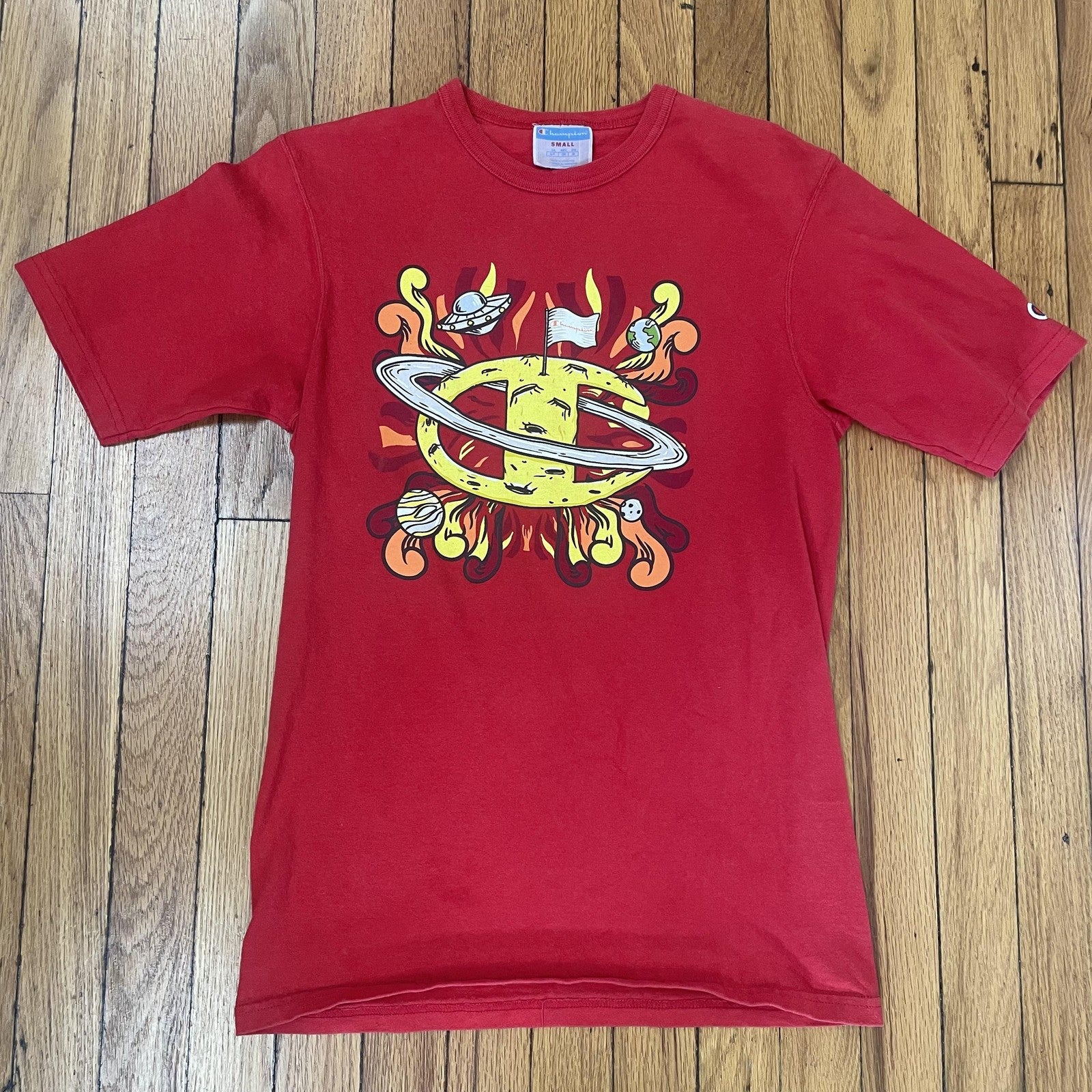 Champion Shirt Mens Small Red Space Planets Saturn Graphic Tee Vintage Style