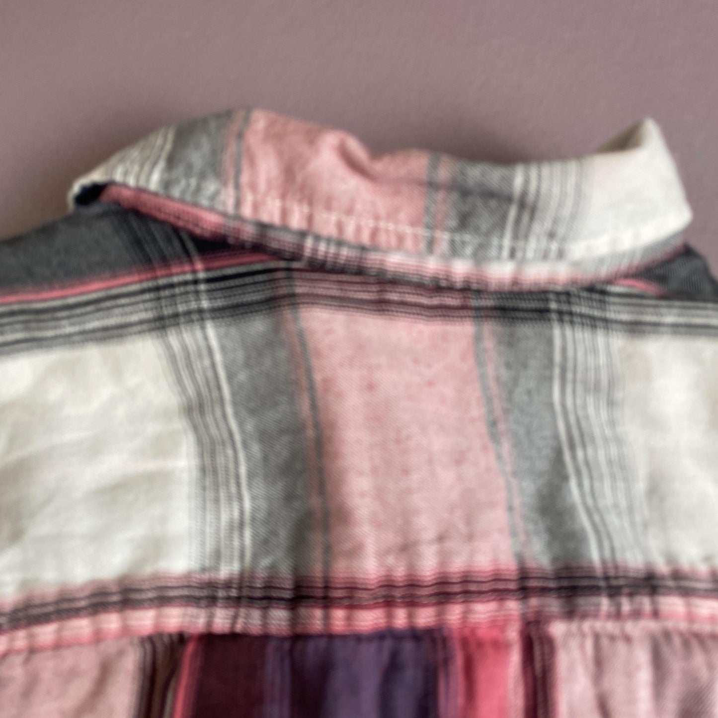 Mudd Shirt Womens Medium Pink Blue Plaid Button Down Long Sleeve Collared Casual