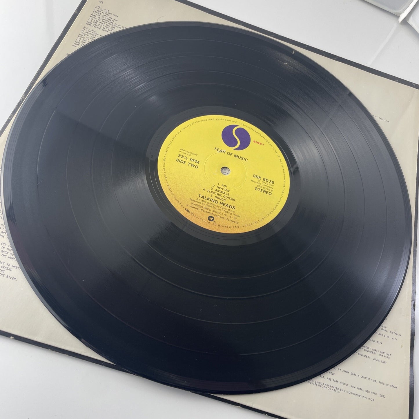 TALKING HEADS - Fear Of Music LP Vinyl 1979 Sire Records SKR 6076 Embossed Cover