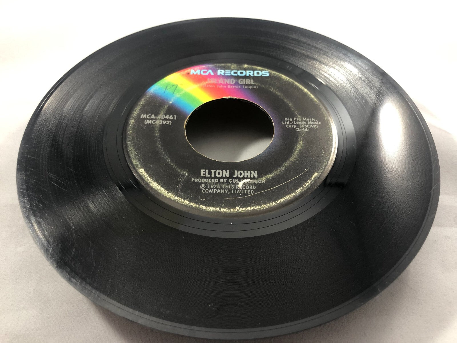 Elton John Island Girl / Sugar On The Floor 45 1975 MCA 40461 G+
