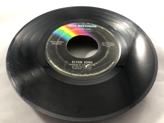 Elton John Island Girl / Sugar On The Floor 45 1975 MCA 40461 G+