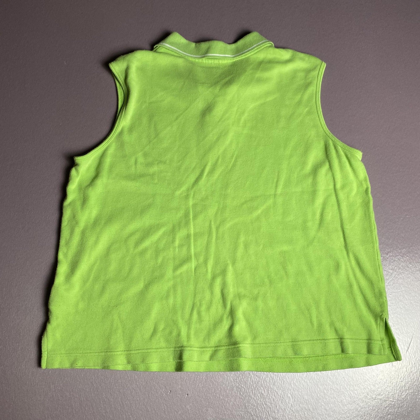 Disney Winnie the Pooh Shirt Womens Large Green Sleeveless Polo Top Embroidered