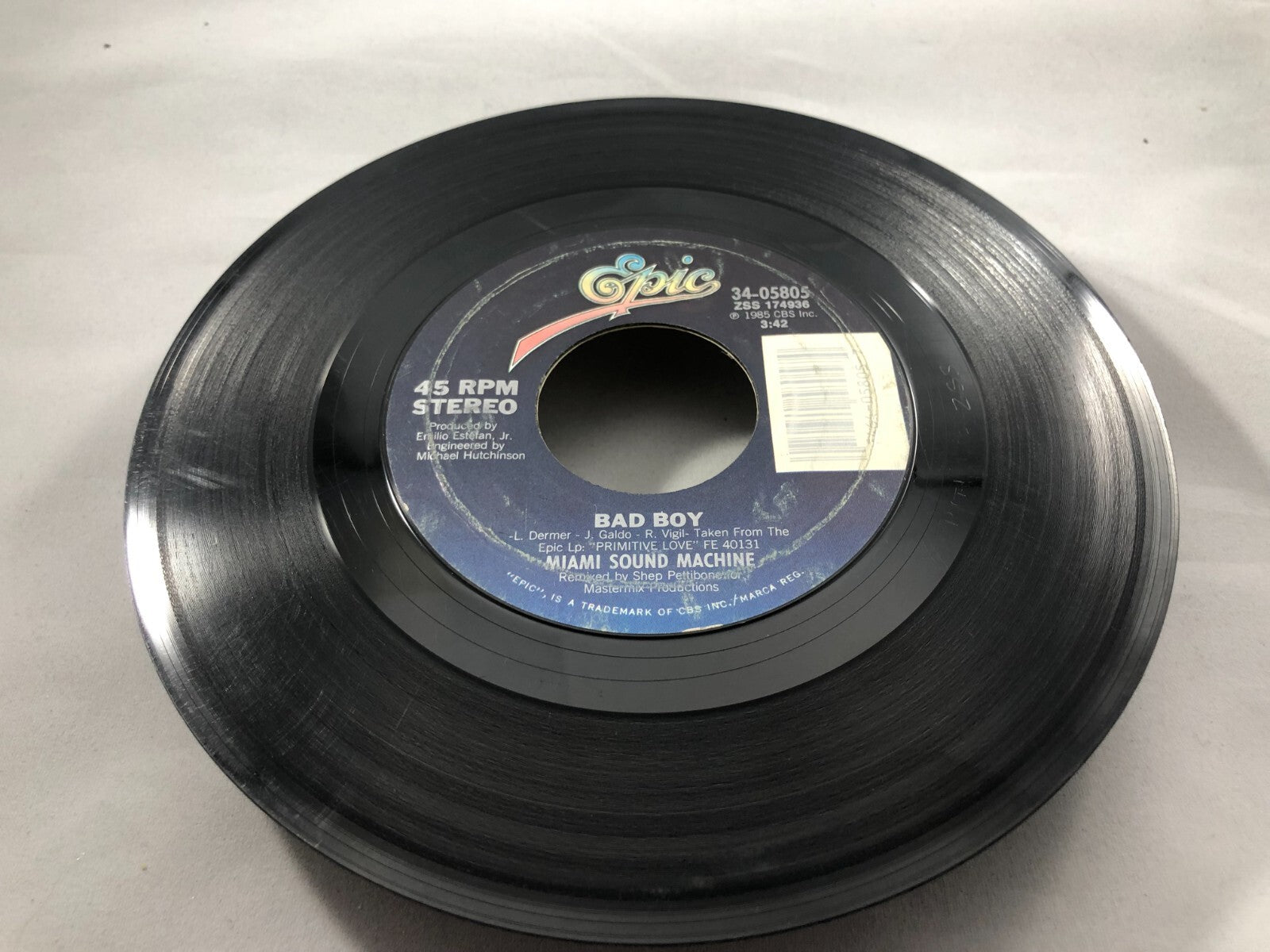 MIAMI SOUND MACHINE - BAD BOY / Surrender Paradise - 45 WPS - VG
