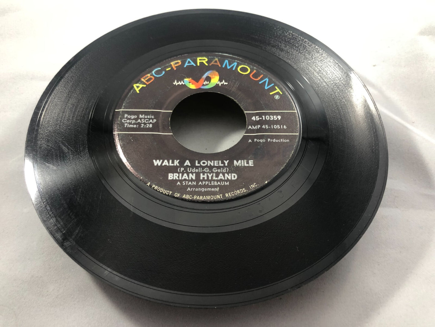 50'S & 60'S 45 Brian Hyland - Warmed Over Kisses / Walk a Lonely Mile VG