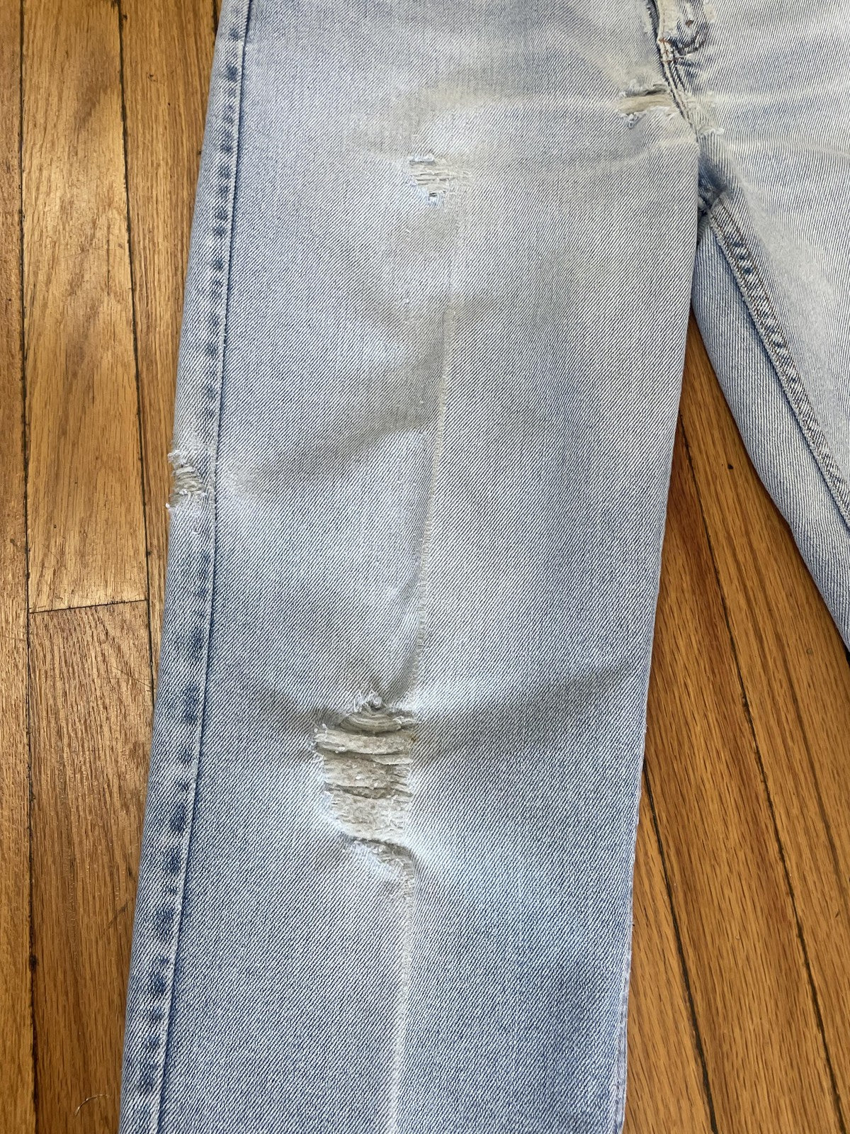 Vintage Levis 614 Jeans Mens 36x32 Light Wash Distressed Flex Made USA 90s Denim