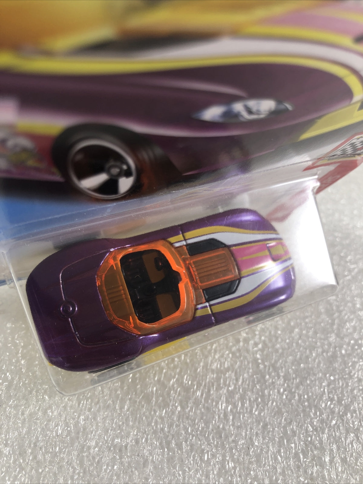 RRRoadster Holiday Racers Hot Wheels 2018 5/6 Purple Yellow Car 151/365