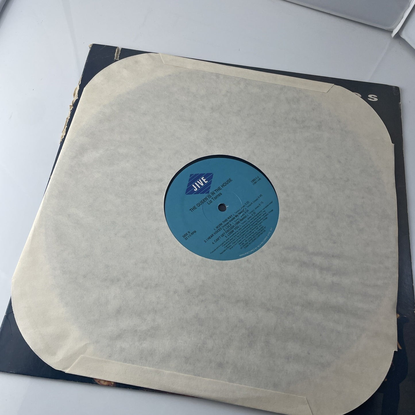 LIZ TORRES - THE QUEEN IS IN THE HOUSE. USA LP. JIVE. 1990. 1382-1-J.