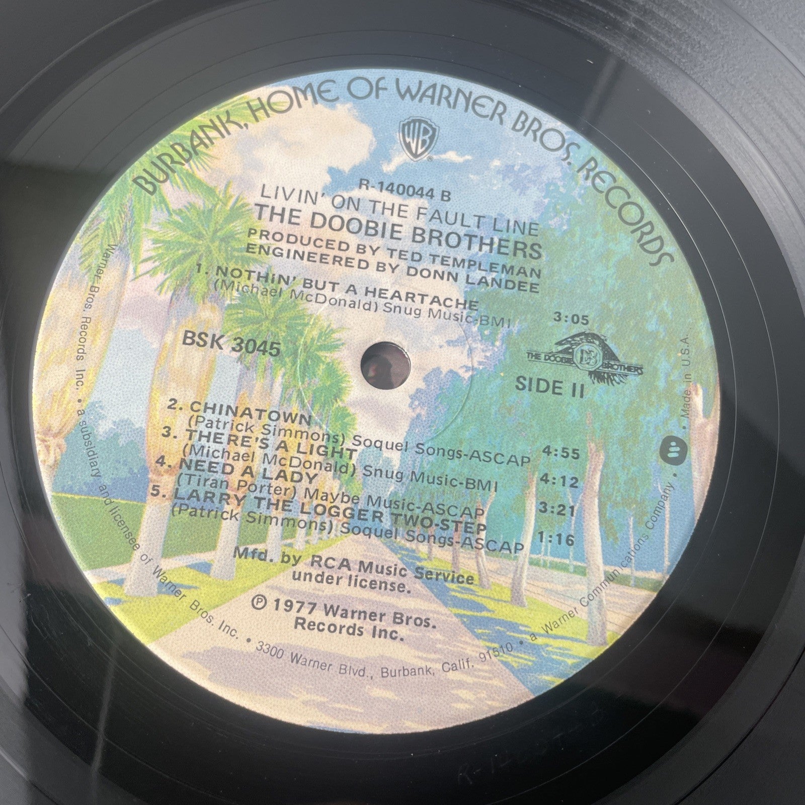 The Doobie Brothers Livin' On The Fault Line LP BSK 3045 Winchester Press VG