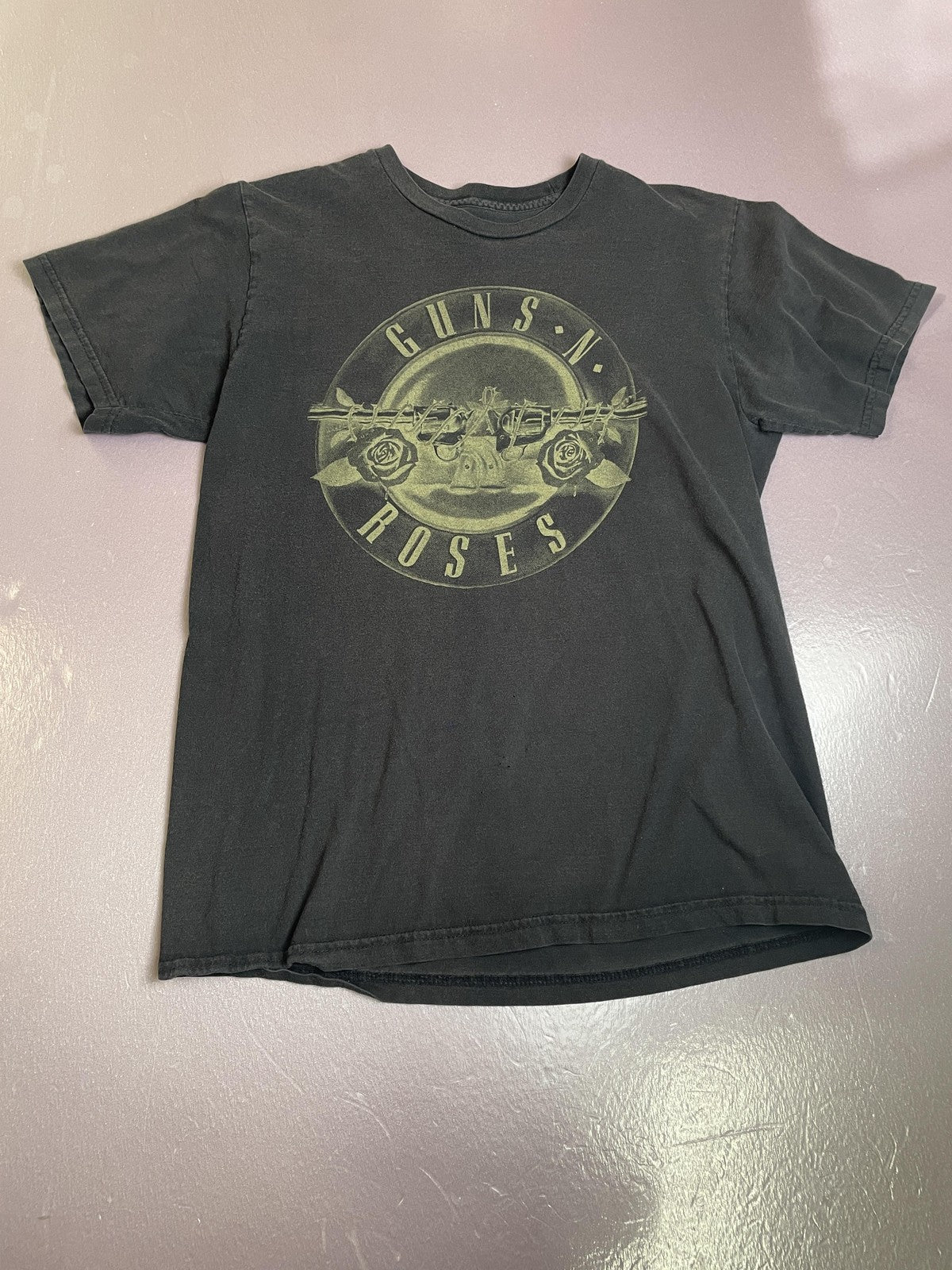 Guns N' Roses Shirt Mens Medium Black Graphic Band Rock Faded T-Shirt Tee