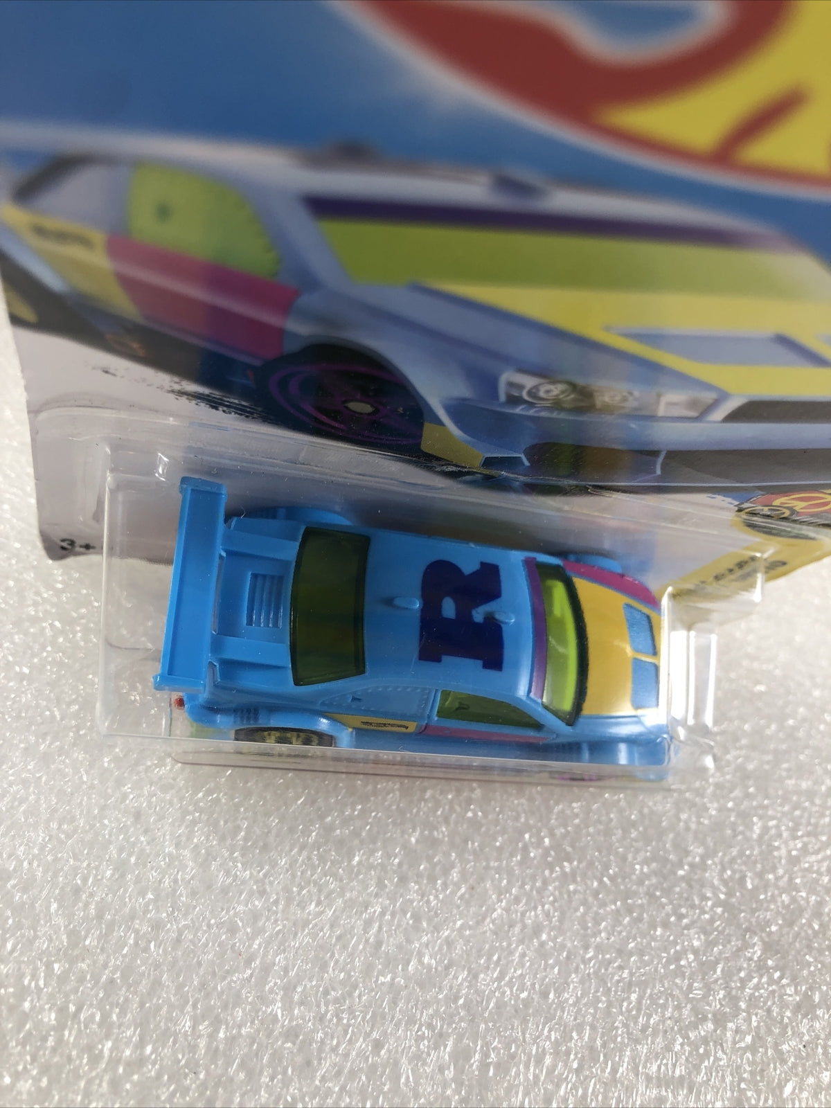 New Hot Wheels AMAZOOM HW Art Cars AQUA BLUE Multi 113/365 9/10 Street Car 2015