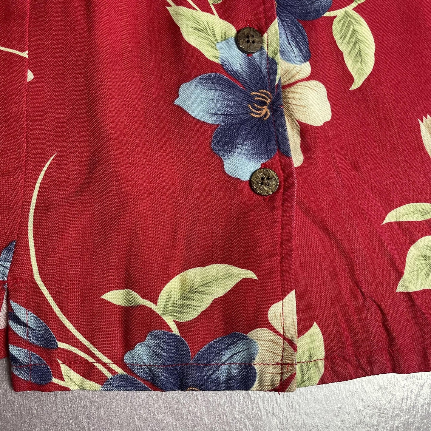 Havana Jacks Cafe Shirt Womens Large Red Sleeveless Floral Rayon Button Up Top
