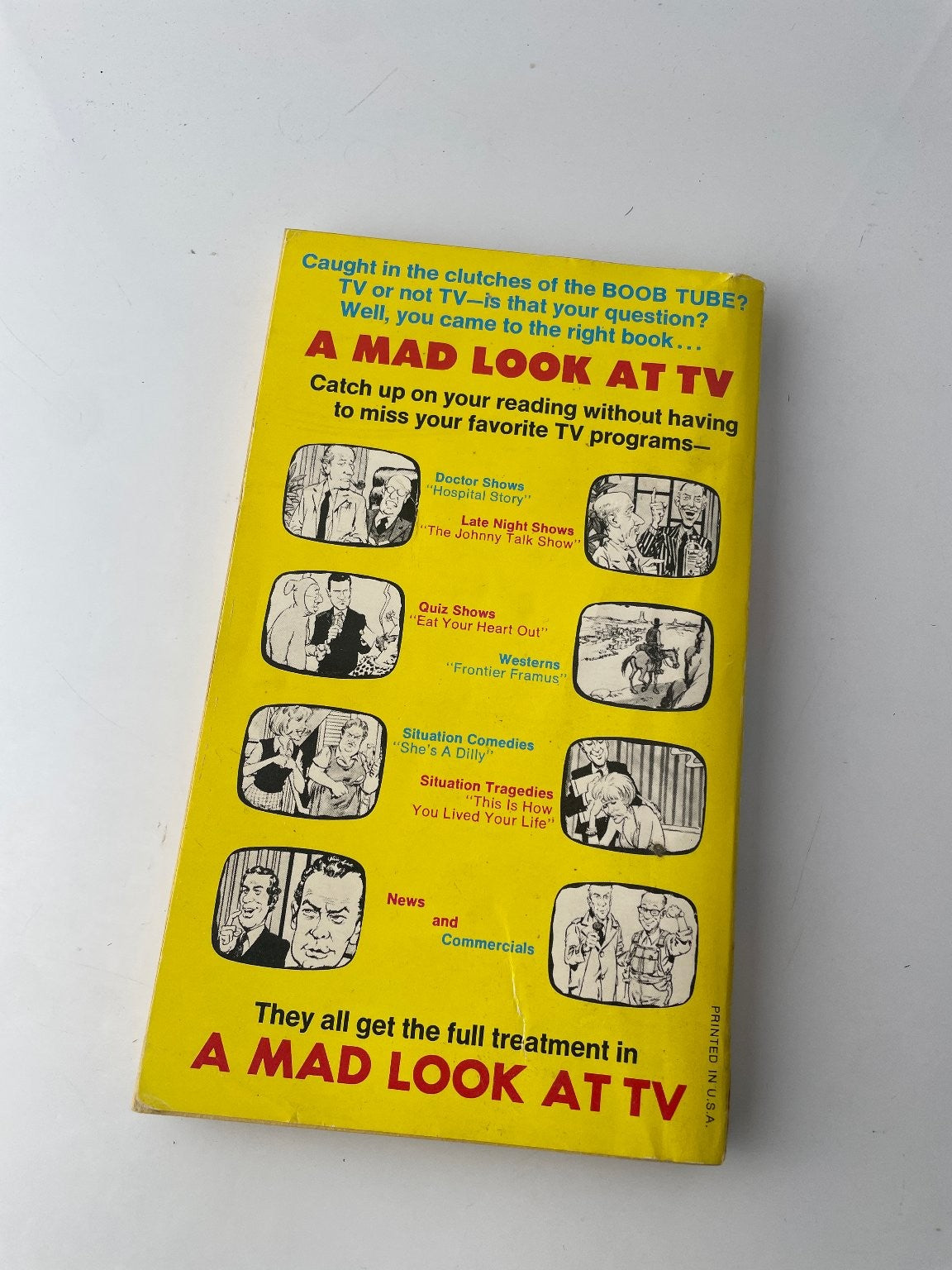A Mad Look at TV Dick De Bartolo 1974 First Printing Humor Warner
