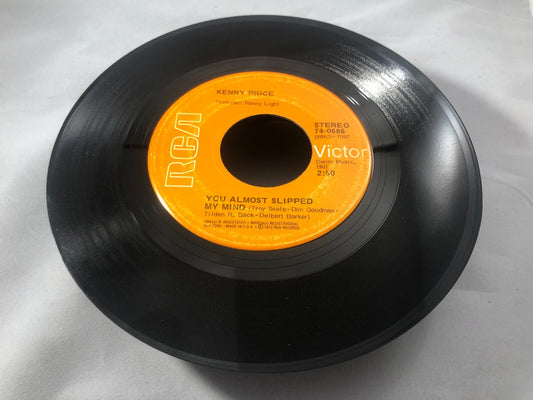 Country 45 Kenny Price - Destination Anywhere / You Almost Slipped My G+