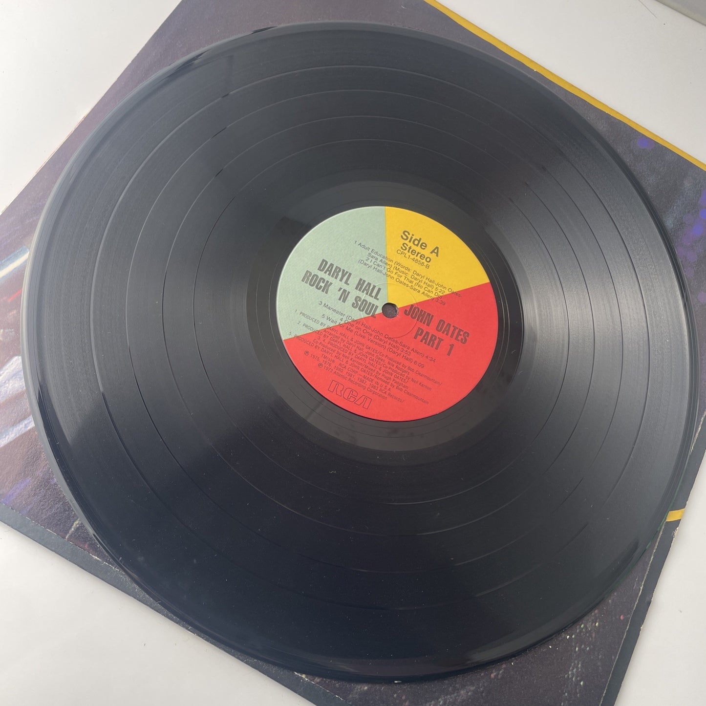 With Poster! Daryl Hall and John Oates Rock’N Soul Part 1 RCA CPLI-4858 VG
