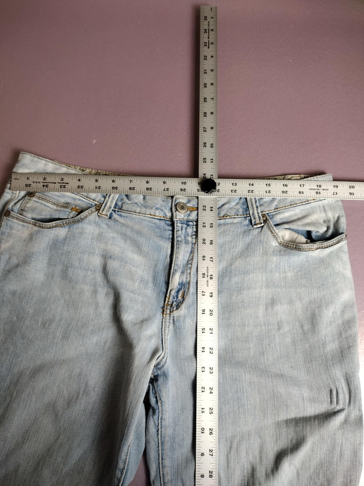 Womens Capri Jeans Light Wash Cuffed Cropped Denim Pants Stretch Casual