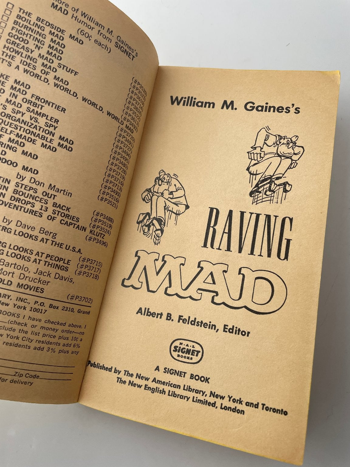 Raving Mad William M. Gaines 1966 Sixth Printing Humor Signet Book